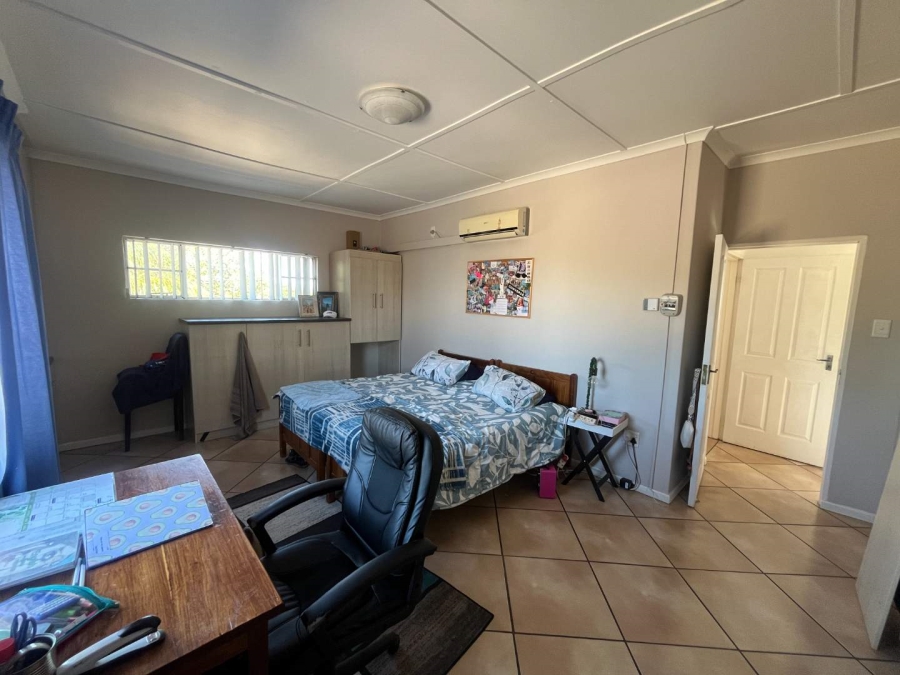 5 Bedroom Property for Sale in Blydeville Northern Cape